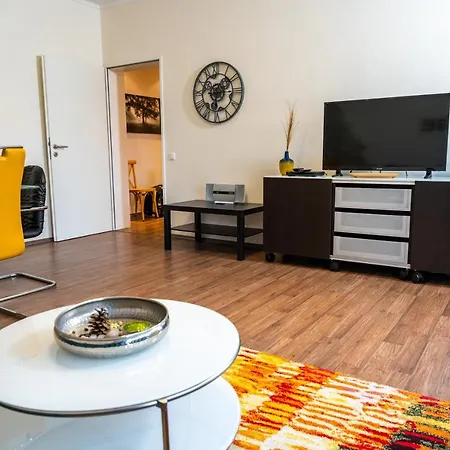 Daire Art City-studios 6 Und 9 Mit 2 Schlafzimmern, Gross, Modern, Citynah, Kostenfreie Parkplaetze, Sued-balkons, Ruhig, Herkulesblick, Voll Ausgestattet Kassel