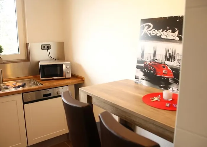 דירה Art City-studios 6 Und 9 Mit 2 Schlafzimmern, Gross, Modern, Citynah, Kostenfreie Parkplaetze, Sued-balkons, Ruhig, Herkulesblick, Voll Ausgestattet קאסל